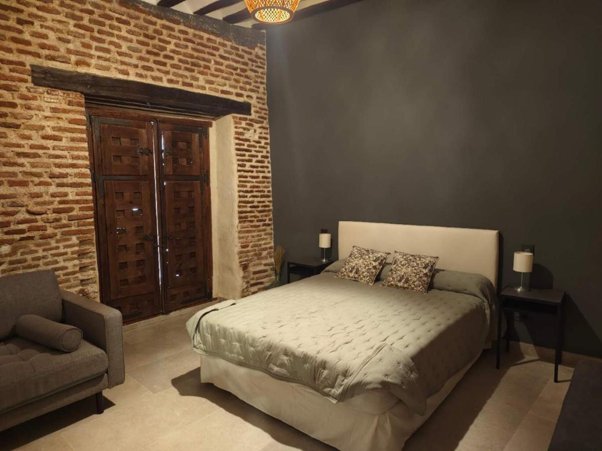 Casa De Los Mendoza - Casa Solariega En El Casco Historico Αλκαλά ντε Ενάρες Εξωτερικό φωτογραφία