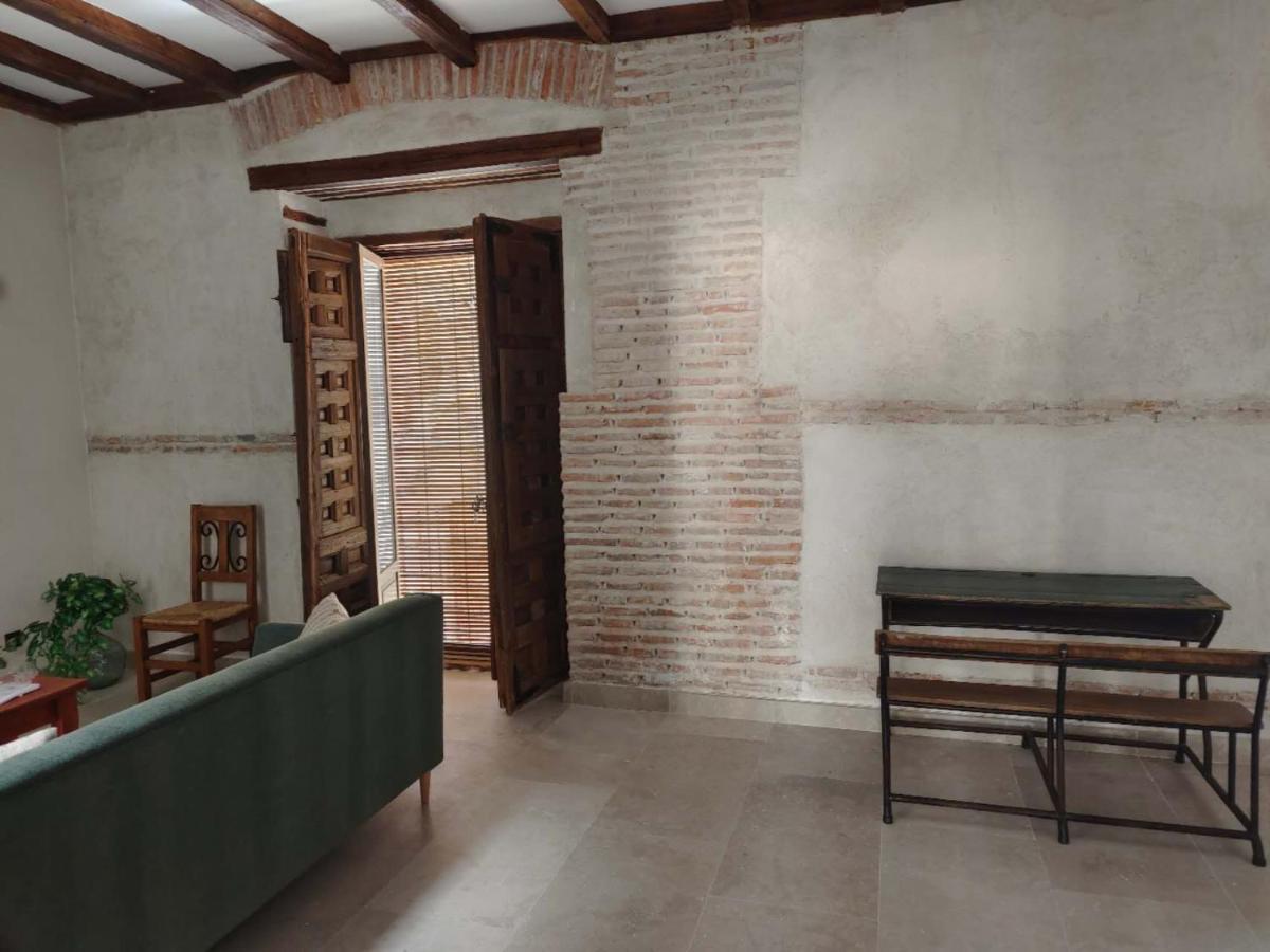 Casa De Los Mendoza - Casa Solariega En El Casco Historico Αλκαλά ντε Ενάρες Εξωτερικό φωτογραφία