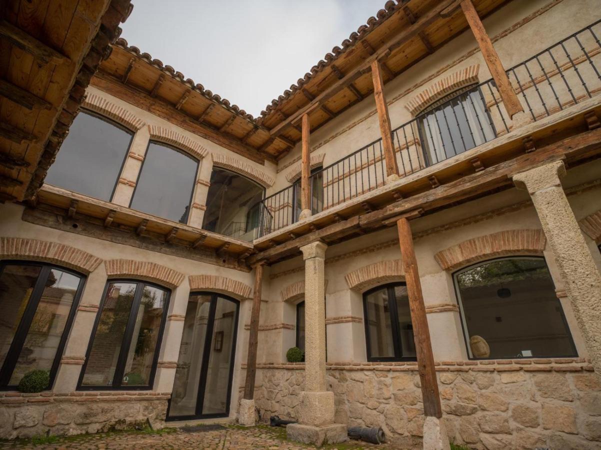 Casa De Los Mendoza - Casa Solariega En El Casco Historico Αλκαλά ντε Ενάρες Εξωτερικό φωτογραφία