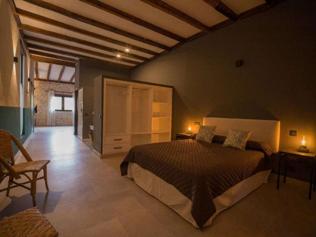 Casa De Los Mendoza - Casa Solariega En El Casco Historico Αλκαλά ντε Ενάρες Εξωτερικό φωτογραφία